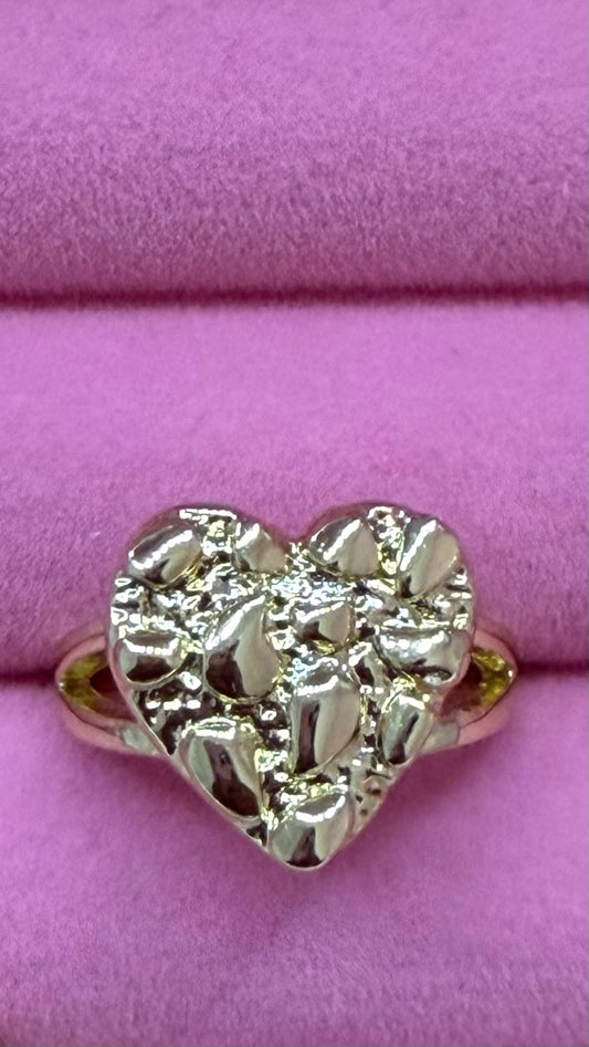 Heart nugget ring